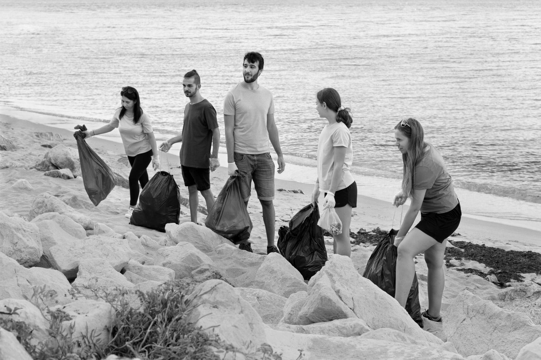 Terénní odběr vzorků – práce v terénu při environmentálním výzkumu